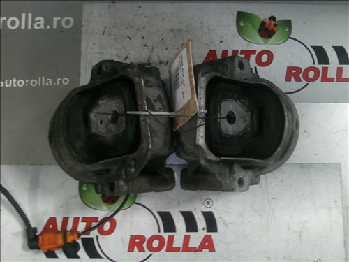 tampoane motor stanga si dreapta Audi A4 2.0TDI an 2010 QUATTRO