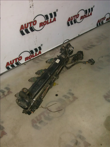 injectoare set si rampa Skoda Octavia 1, 1.6S