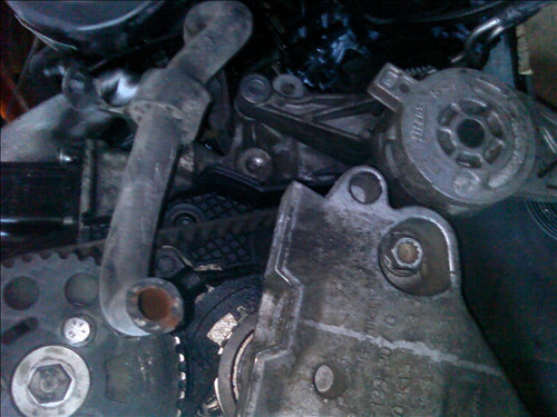 suport compresor ac Volkswagen Caddy1.9TDI an 2008