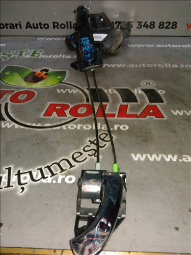 cremaliera dreapta fata si maner Toyota Rav 4 an 2008