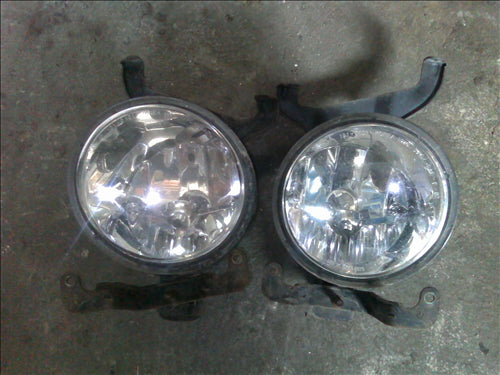 proiectoare bara fata Hyundai Accent an 2006