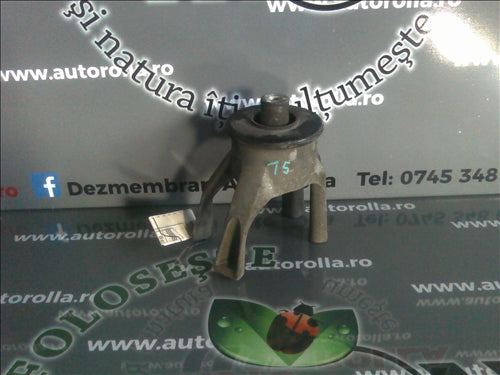 suport motor Volkswagen T5 2.5TDI an 2005