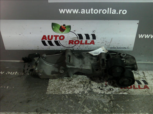 suport compresor ac Nissan Qashqai 2.0DCI an 2012