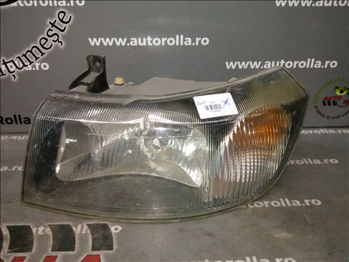 far stanga Ford Transit an 2002