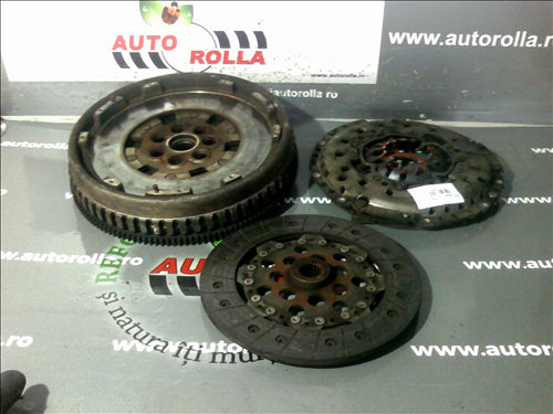ambreiaj oscilant complet Renault Espace 1.9D an 2005