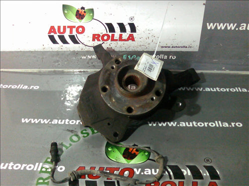 fuzeta dreapta fata Renault Espace 1.9D an 2005