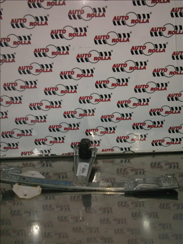 macara mecanica usa dreapta fata Dacia Logan, an 2015