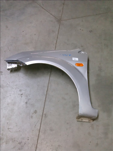 aripa stanga fata Ford Fiesta 5 an 2005