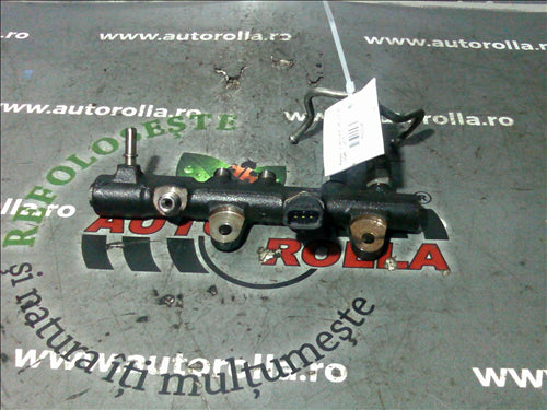 rampa injectoare Dacia Logan 1.5DCI an 2015