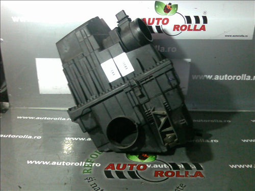 carcasa filtru aer Volkswagen T5 2.5TDI an 2009