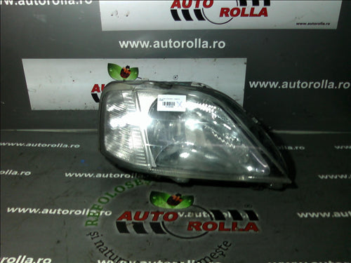 far stanga urechi rupte Dacia Logan