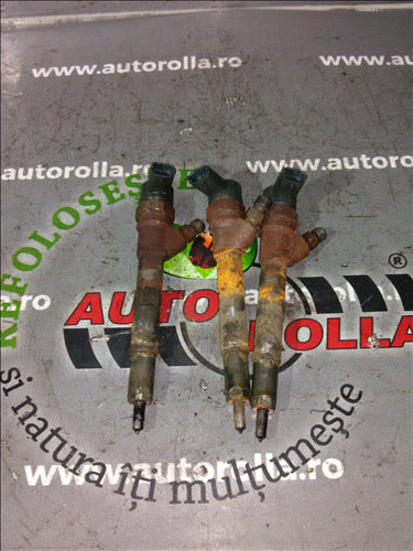 injectoare 3 buc Chrysler Voyager 2.5D an 2006