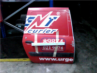 usa laterala dreapta spate Dacia Logan, an 2010