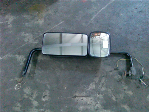 oglinda dreapta si suport DAF XF