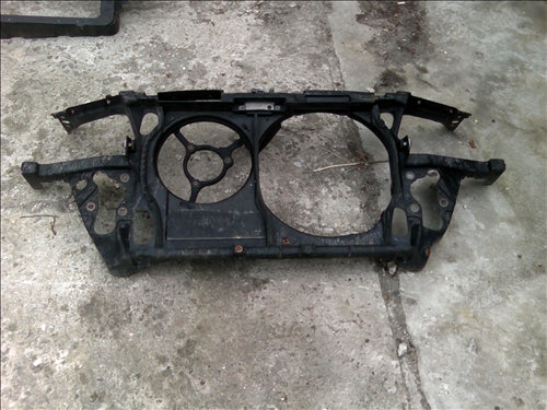 tragar fata Audi A6 an 2002