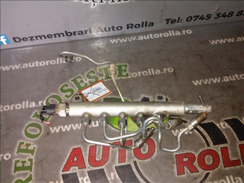 rampa injectoare Nissan Navara 2.5D 2008