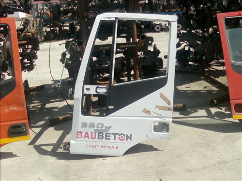 usa stanga fata goala Iveco Eurostar