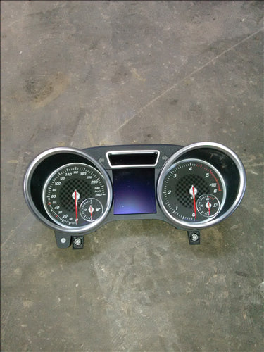 ceasuri bord Mercedes GLE coupe 350D an 2016 AMG