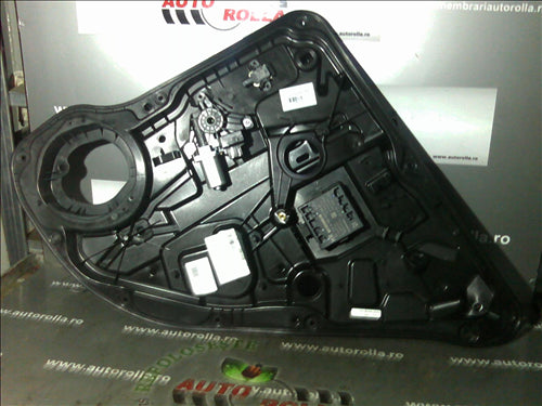 macara electrica dreapta spate Mercedes GLE coupe 350D an 2016 AMG