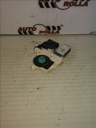 motoras macara dreapta spate Skoda Octavia 2, an 2011