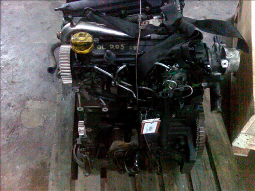 bloc motor ambielat defect Dacia Logan 1.5DCI