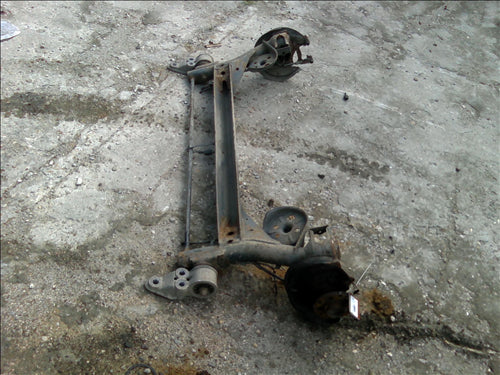 punte spate Audi A6, an 2003