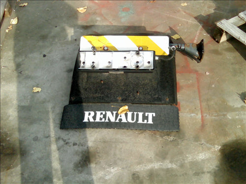 aparatoare noroi stanga spate Renault Magnum