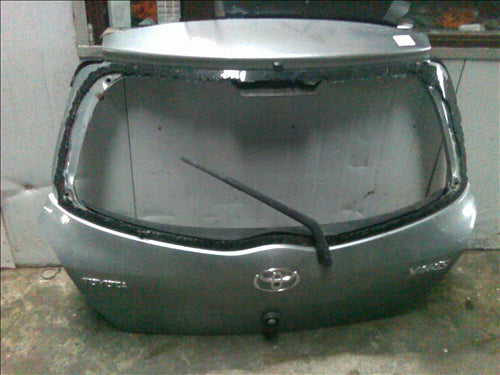 Haion fara luneta TOYOTA YARIS , 2008 , 1.4 S