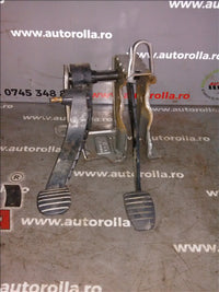 Pod pedalier Dacia Logan 1.5d an 2012