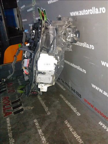 Cremaliera dreapta fata Volvo v40 an 2013