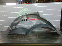 Carenaje roata stanga+dreapta fata Dacia Logan an 2005