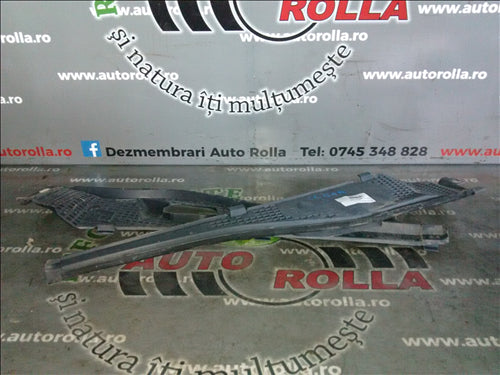 Grile parbriz Dacia Logan an 2005