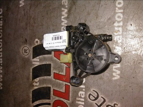 Motoras macara stanga fata Skoda Octavia III 2.0d an 2014