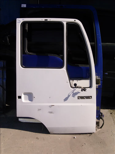 Usa dreapta MAN 8163