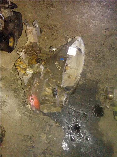 Cutie viteze Ford Galaxy 1.9 an 2002