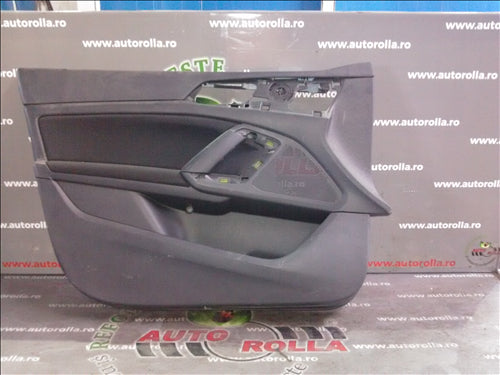 Tapiterie usa stanga fata Peugeot 308 an 2015