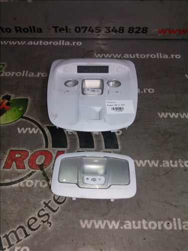 Plafoniera Peugeot 308 an 2015