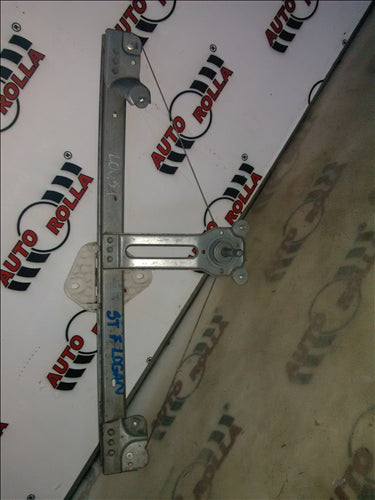 Macara stanga fata manuala Dacia Logan an 2007