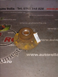 Butuc roata fata Mitsubishi L200 an 2011