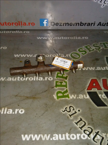 Rampa injectoare Dacia Duster 1.5d an 2012