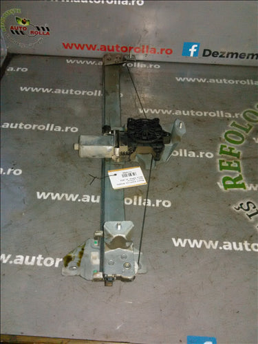 Macara electrica dreapta fata + motoras Dacia Dokker an 2012
