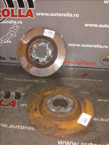 Disc fata ventilat Volkswagen Beetle 1.4s an 2005