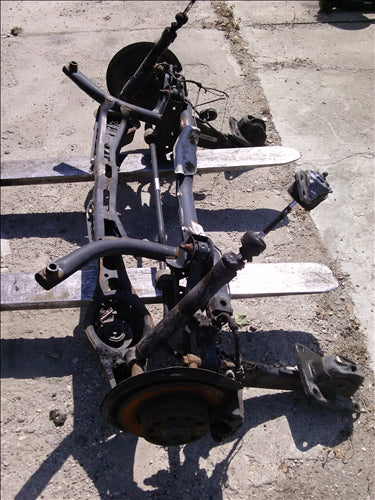 Punte spate Volkswagen Jetta 1.6d an 2015