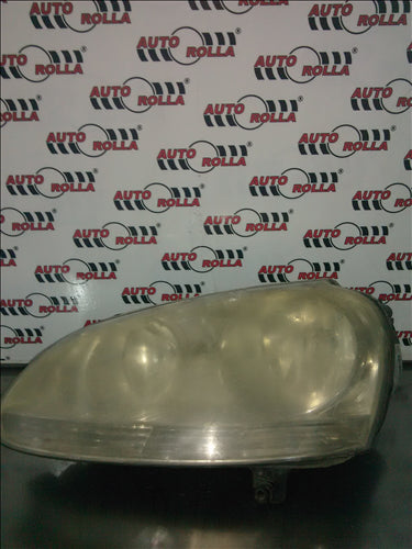 Far stanga Volkswagen Golf 5