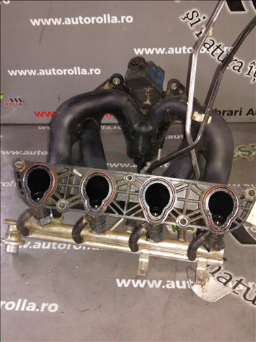 Rampa injectoare+injectoare BMW E46 1.9San 2001