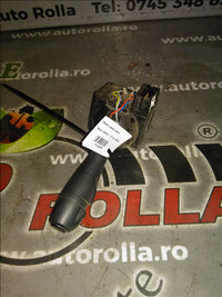 Maneta semnalizare Dacia Dokker 1.5 an 2012