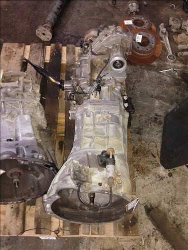 Cutie viteze Mitsubishi L200  2.5D an 2011