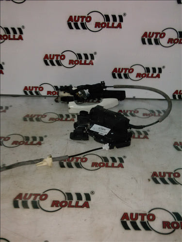 Cremaliera dreapta fata + maner exterior Volkswagen Tiguan an 2017