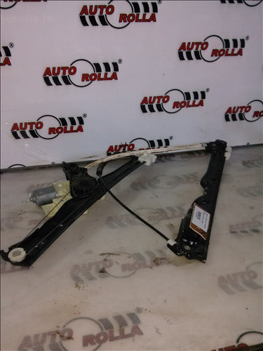 Macara electrica dreapta fata Peugeot 308 an 2015