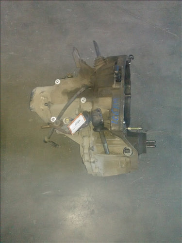 Cutie viteze Dacia Logan 1.4San 2006